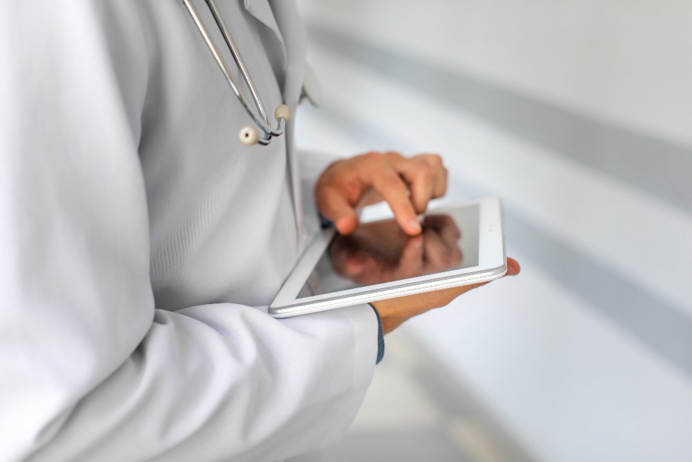 Serviço online promete agilizar solicitação de documentos médicos 1 Serviço online promete agilizar solicitação de documentos médicos