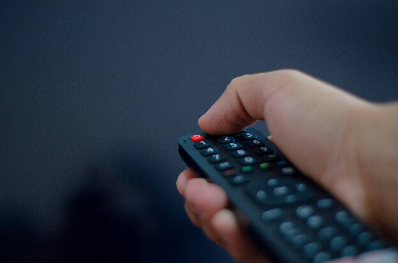 Como o público escolhe séries, filmes e programas de TV para assistir